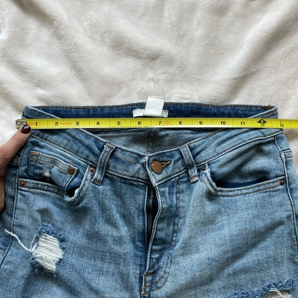 H&M Distressed Skinny Jeans - Picture 5 of 6